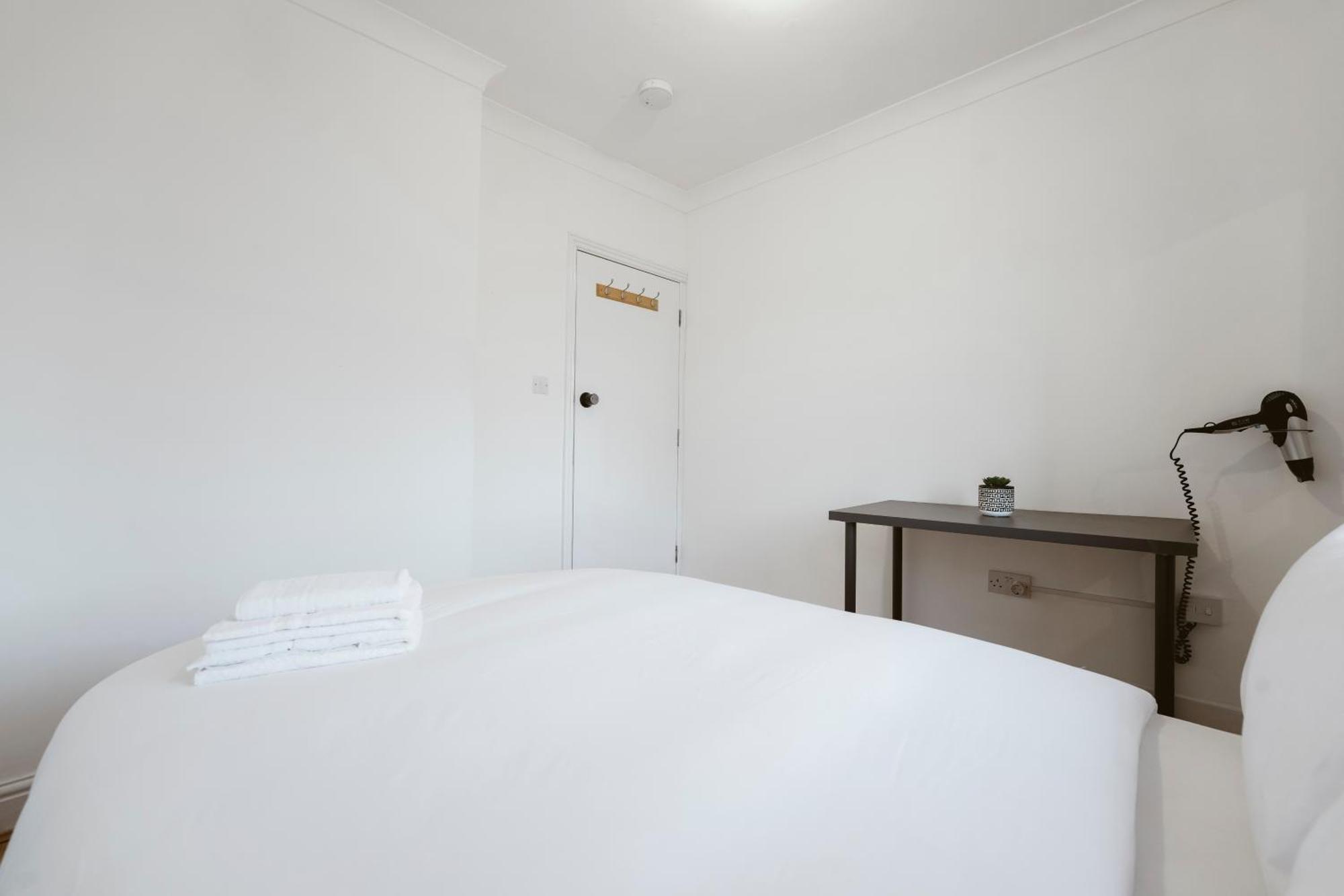 Stratford Double Rooms - 29 런던 외부 사진